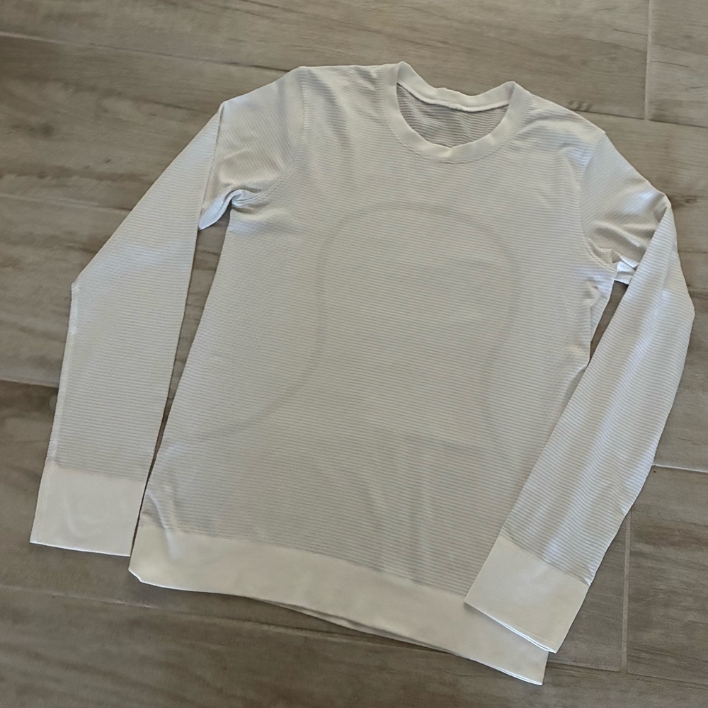 NWOT!! Lululemon Swiftly Tech Long Sleeve White Crew